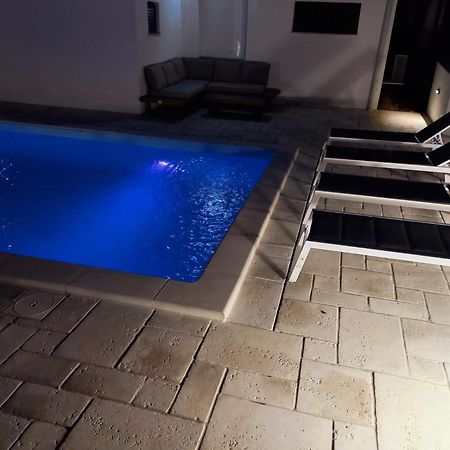 Big Swimming Pool Apartment Monvidal Пула Екстер'єр фото