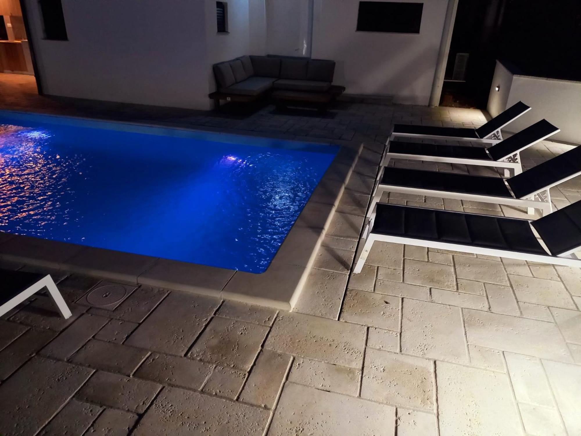 Big Swimming Pool Apartment Monvidal Пула Екстер'єр фото