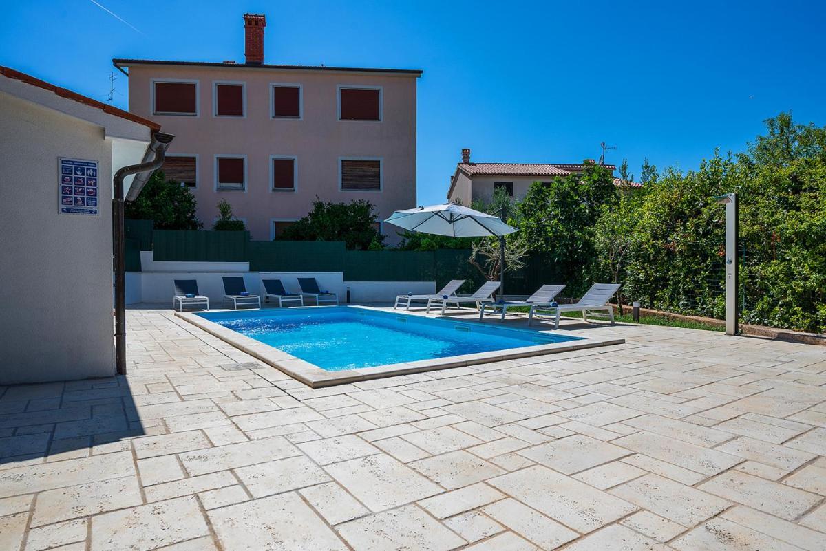 Big Swimming Pool Apartment Monvidal Пула Екстер'єр фото